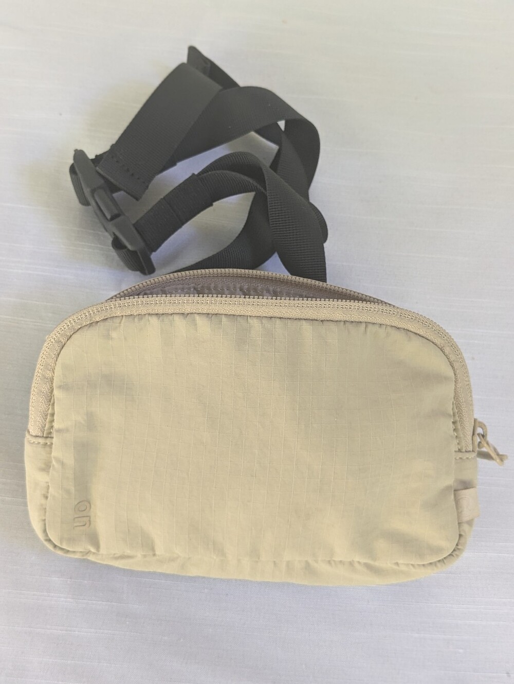 Lululemon Minimalist Beige  Crossbody Belt Bag